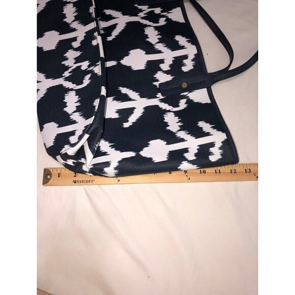 C Wonder Bag Ikat Navy Blue White Large Tote Christian Siriano Vegan Leather - Picture 3 of 8